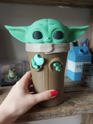 GROGU MANDALORIAN MILKSHAKE