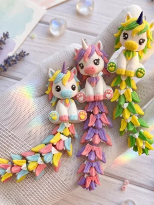 fluffyUnicorn_2 llavero unicornio colita flexible